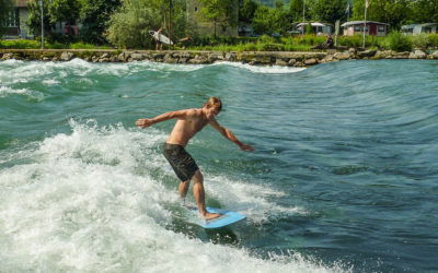 Fluss-Surfen